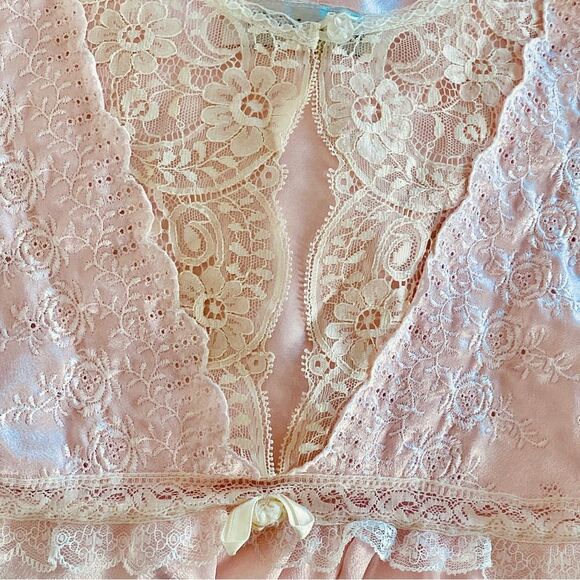 Christian Dior Vintage 80s Pale Pink Satin Lace Embroidered Nightgown Sz XL - Picture 11 of 16